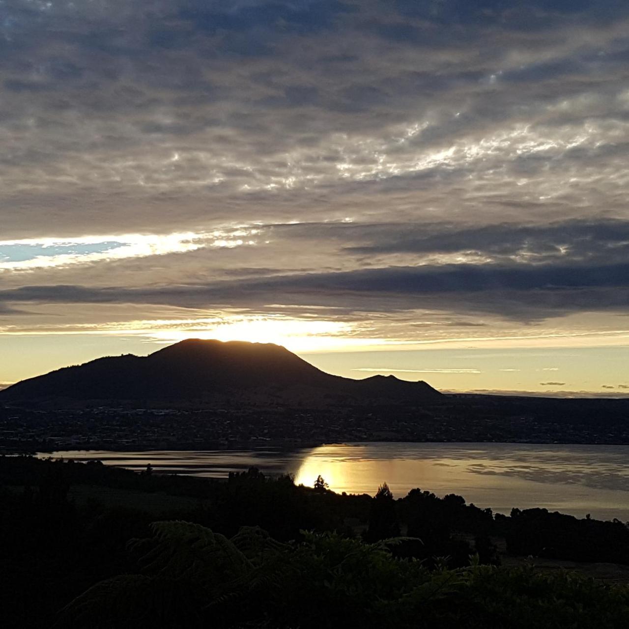 Te Moenga Lodge Lago Lago Taupo Esterno foto