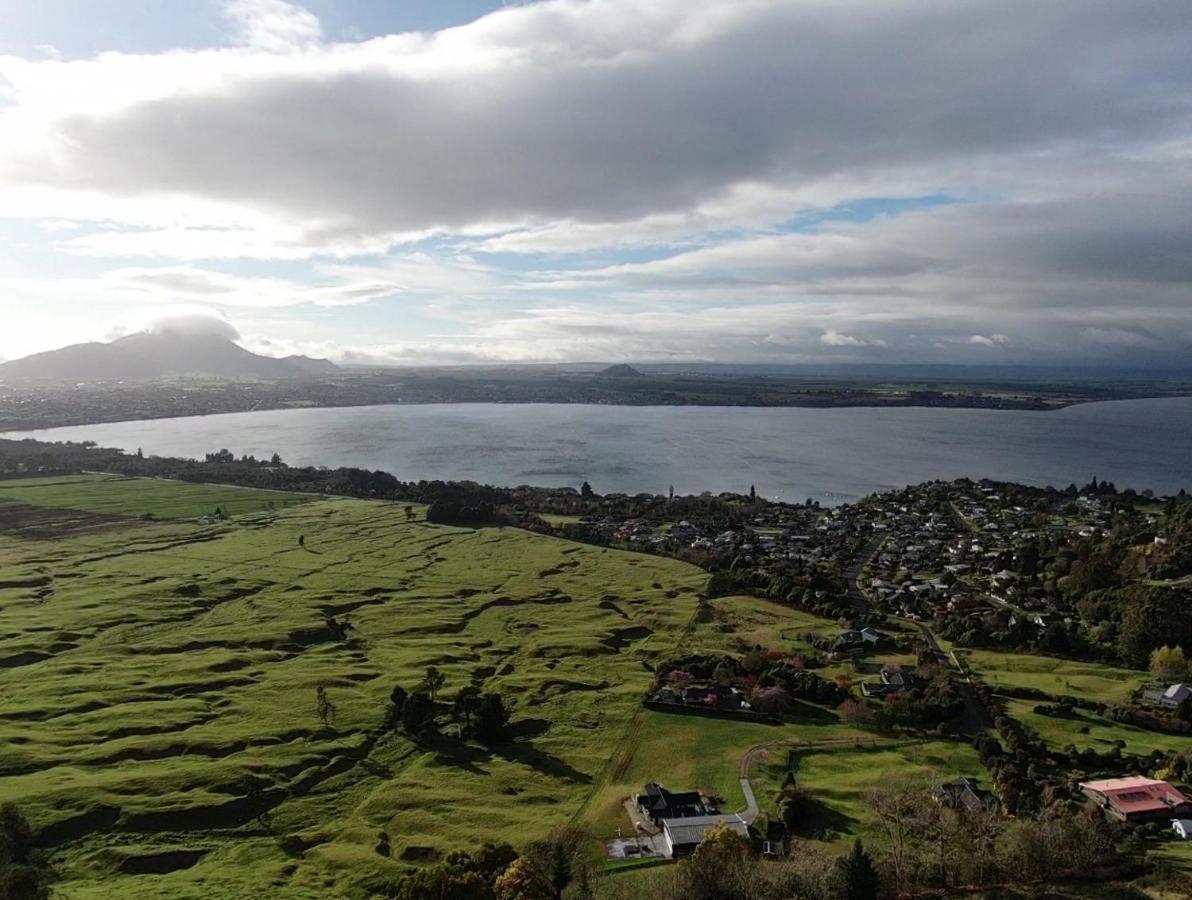 Te Moenga Lodge Lago Lago Taupo Esterno foto